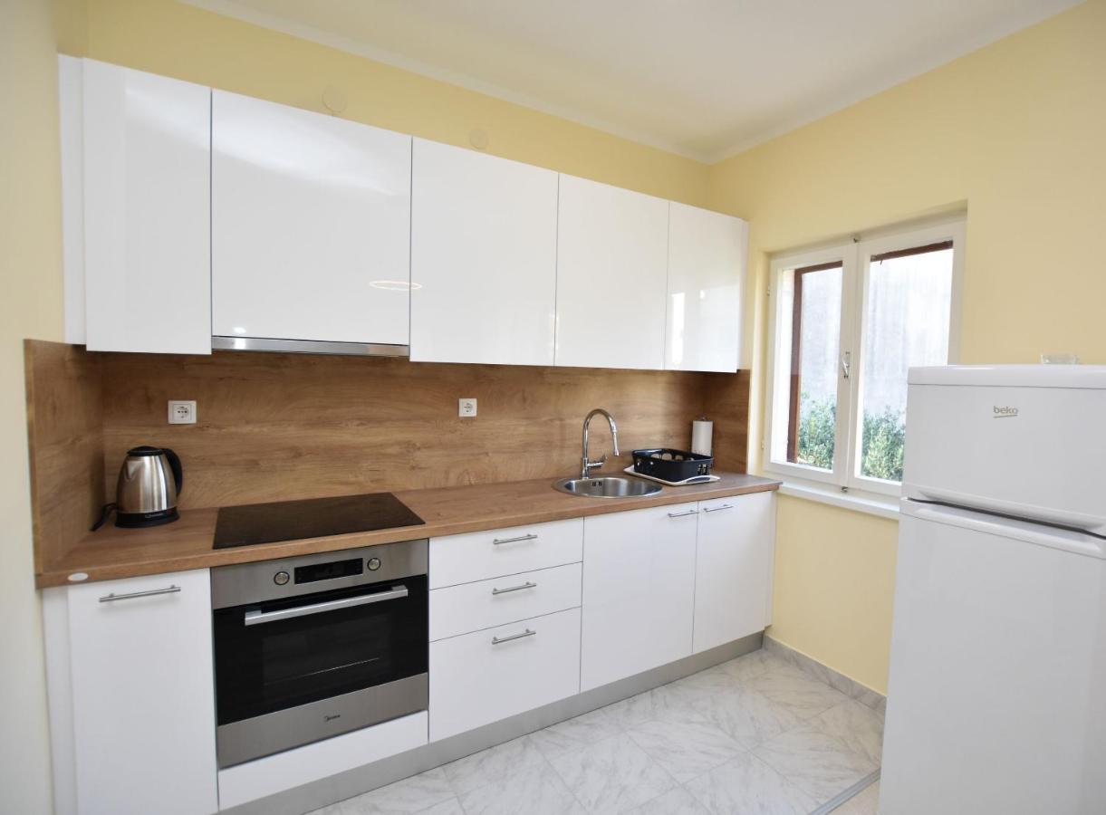 Apartment Ruzica พรีมอชเตน ภายนอก รูปภาพ
