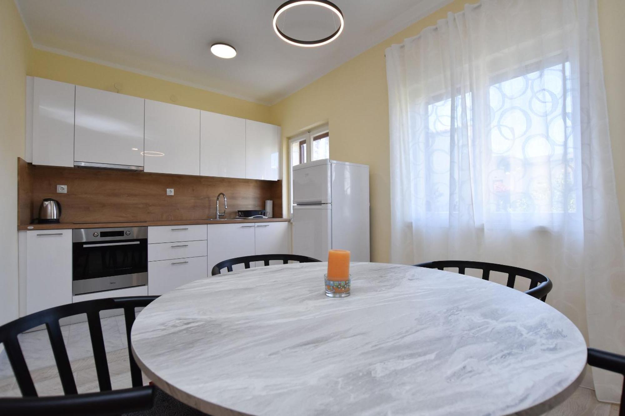 Apartment Ruzica พรีมอชเตน ภายนอก รูปภาพ